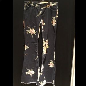 Free People Vintage style Free People Jeans size 28